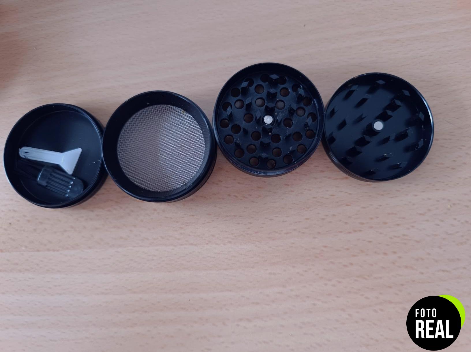 kitchenboss-mini-grinder-metal-negro-foto-1