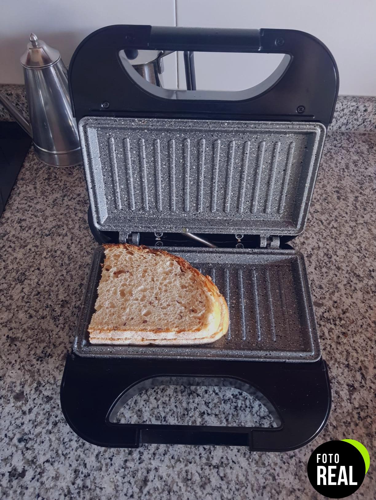sandwichera-cecotec-rockntoast-2s-750w-foto-1