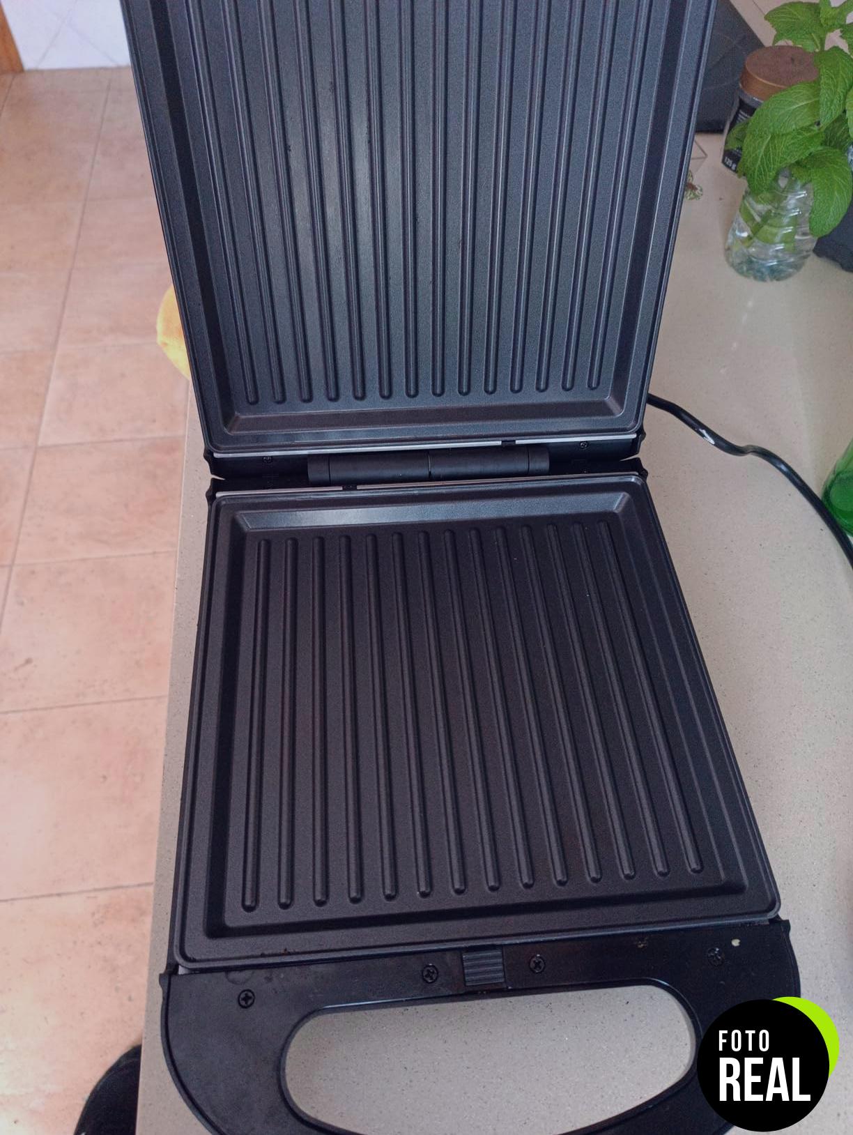 sandwichera-cecotec-rockntoast-3en1-foto-2